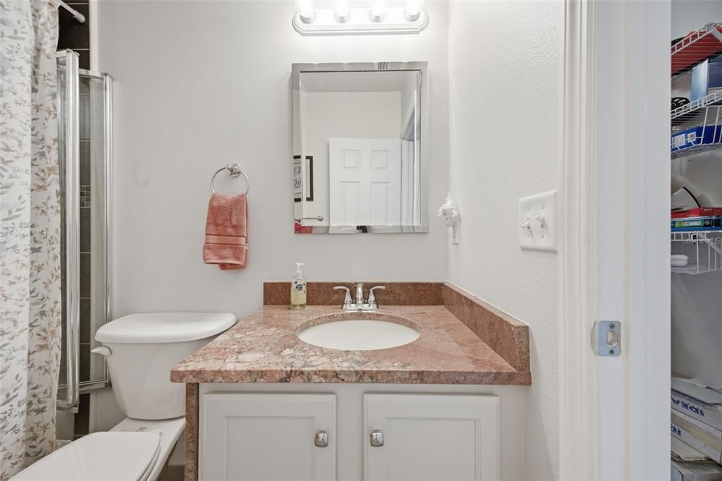 For Sale: $300,000 (2 beds, 2 baths, 1070 Square Feet)