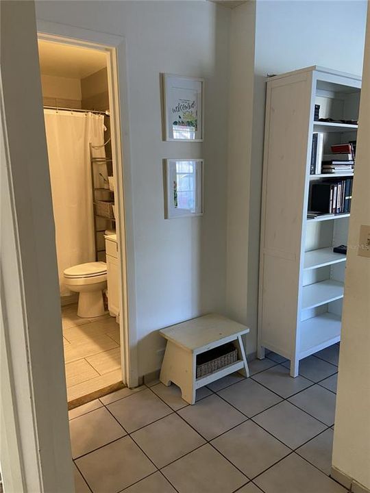 For Sale: $234,900 (2 beds, 1 baths, 1098 Square Feet)