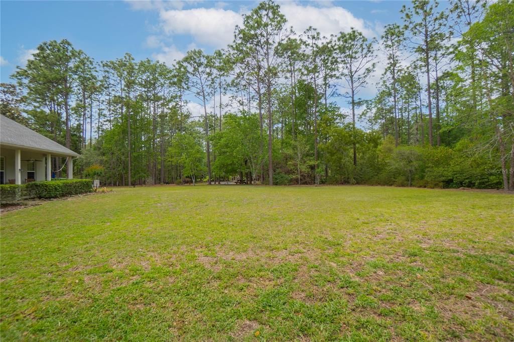 Activo con contrato: $425,000 (3 camas, 2 baños, 1804 Pies cuadrados)
