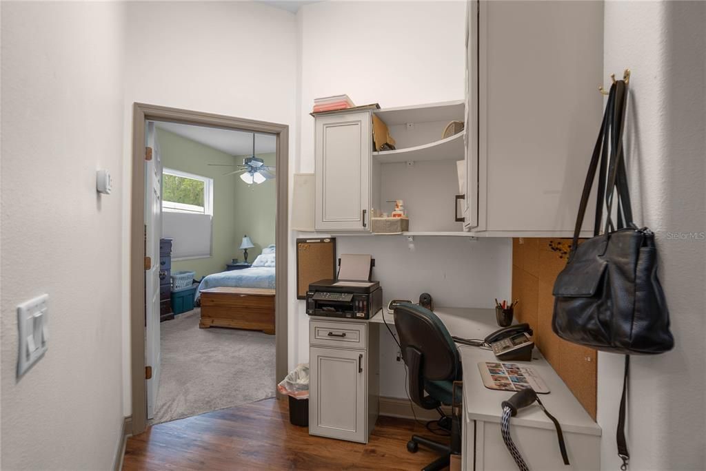 Activo con contrato: $425,000 (3 camas, 2 baños, 1804 Pies cuadrados)