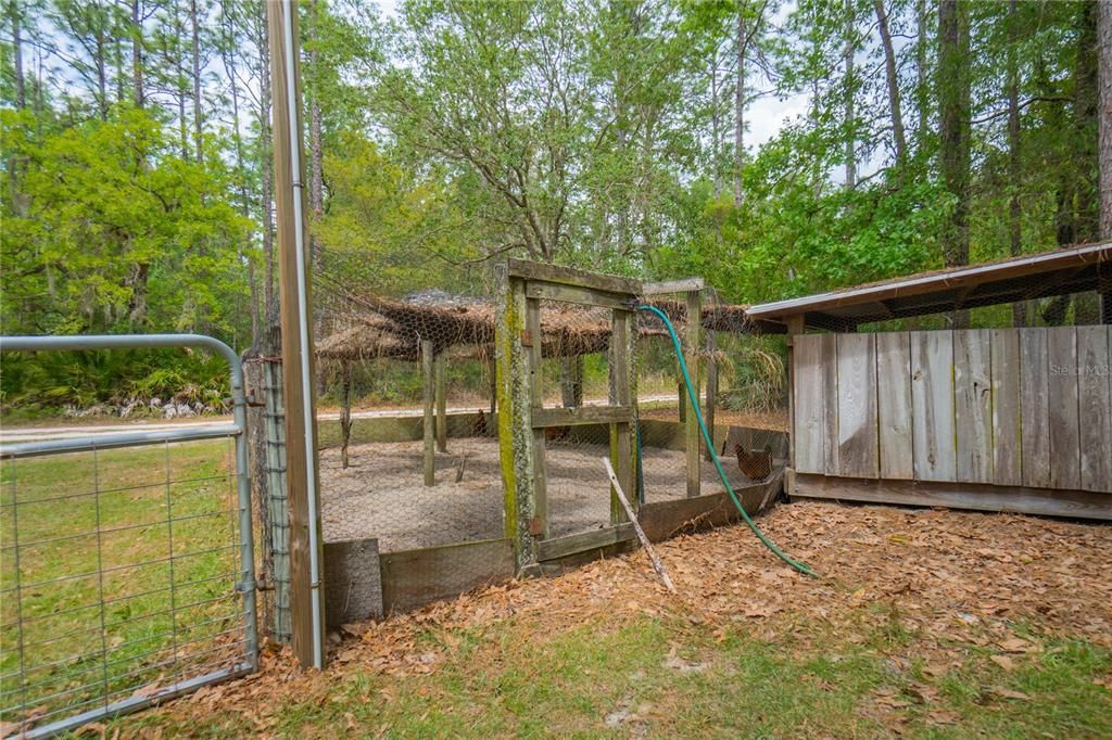 Activo con contrato: $425,000 (3 camas, 2 baños, 1804 Pies cuadrados)
