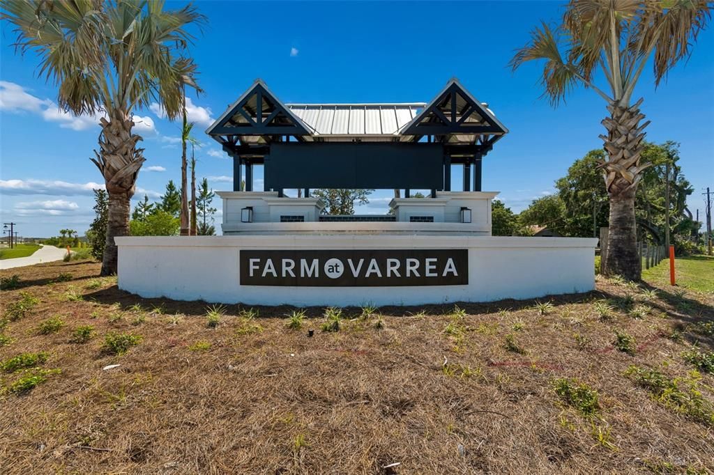 For Rent: $3,000 (5 beds, 3 baths, 2674 Square Feet)
