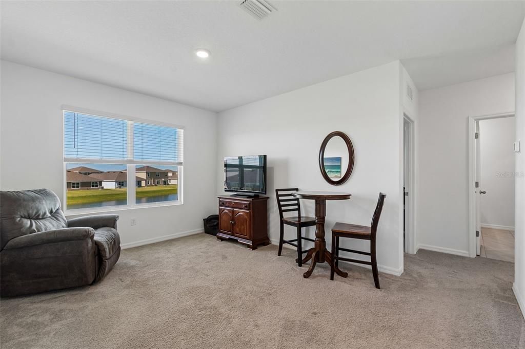 For Rent: $3,000 (5 beds, 3 baths, 2674 Square Feet)