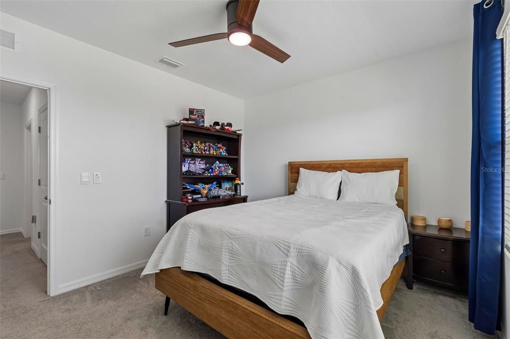 For Rent: $3,000 (5 beds, 3 baths, 2674 Square Feet)
