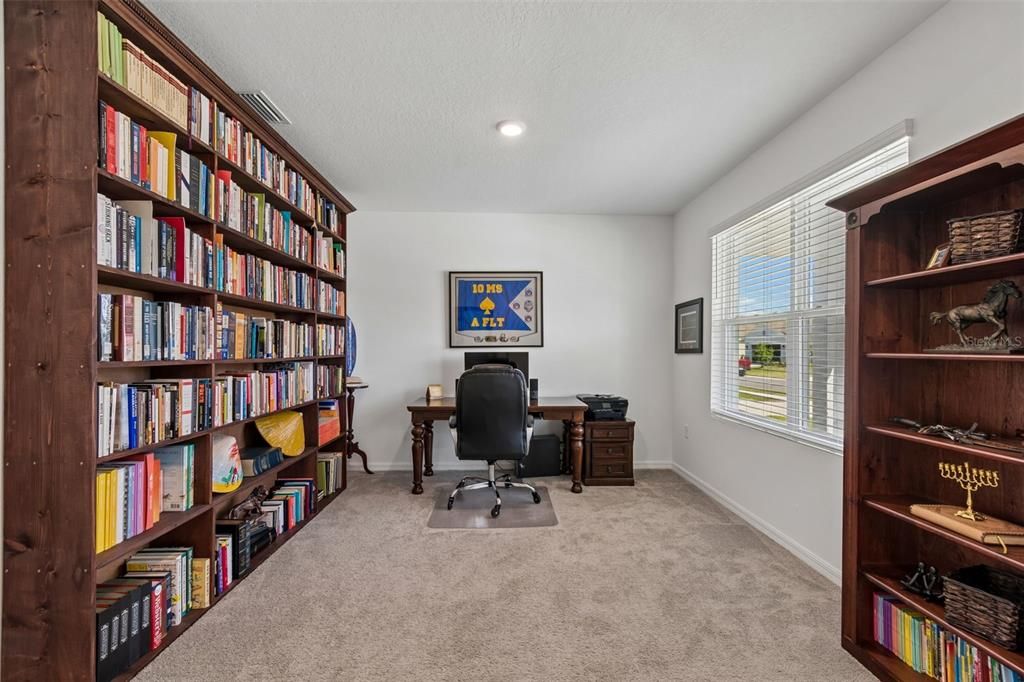 For Rent: $3,000 (5 beds, 3 baths, 2674 Square Feet)