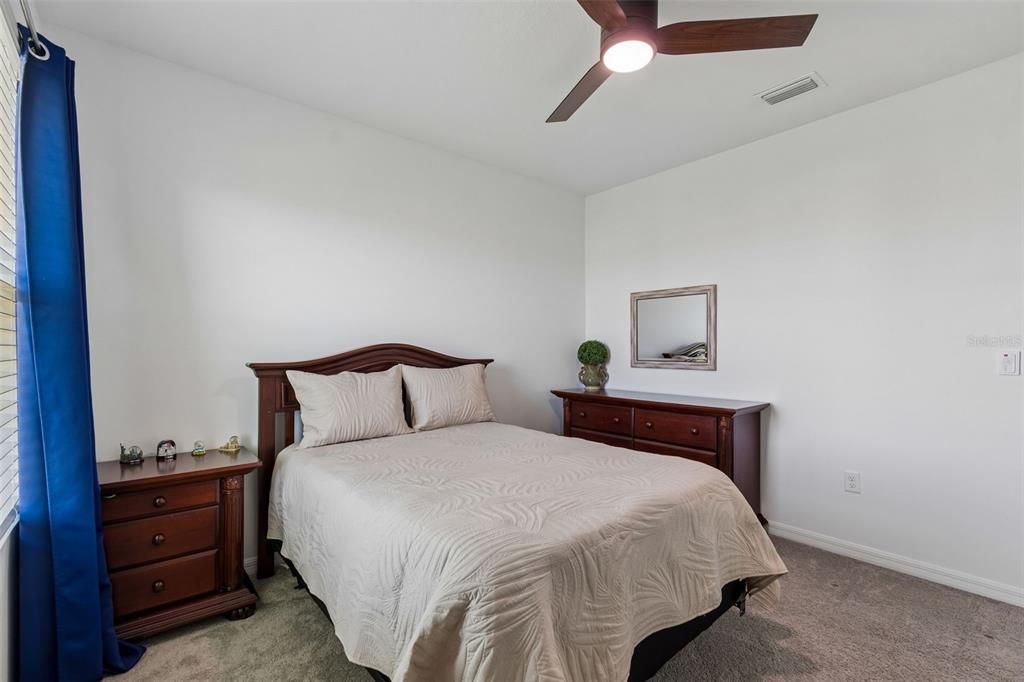 For Rent: $3,000 (5 beds, 3 baths, 2674 Square Feet)