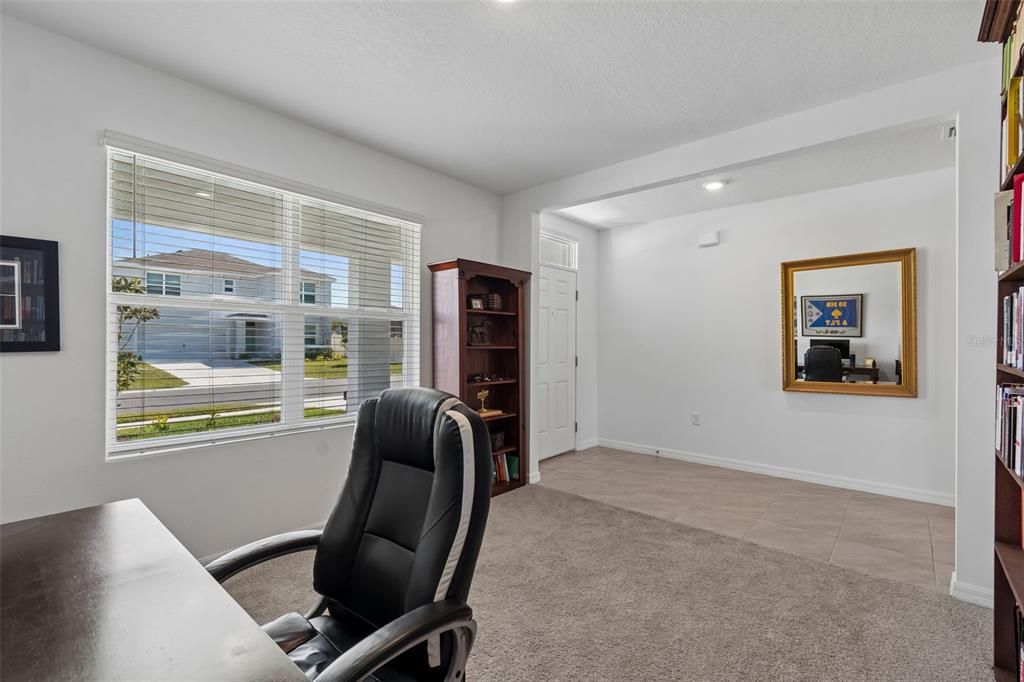 For Rent: $3,000 (5 beds, 3 baths, 2674 Square Feet)