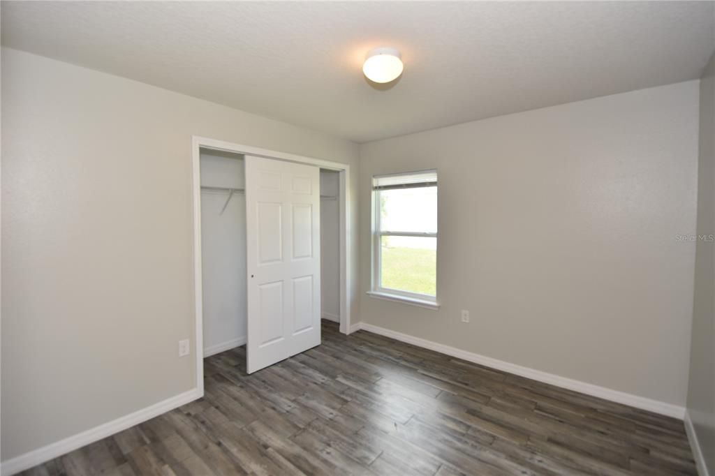 For Rent: $1,650 (3 beds, 2 baths, 1306 Square Feet)