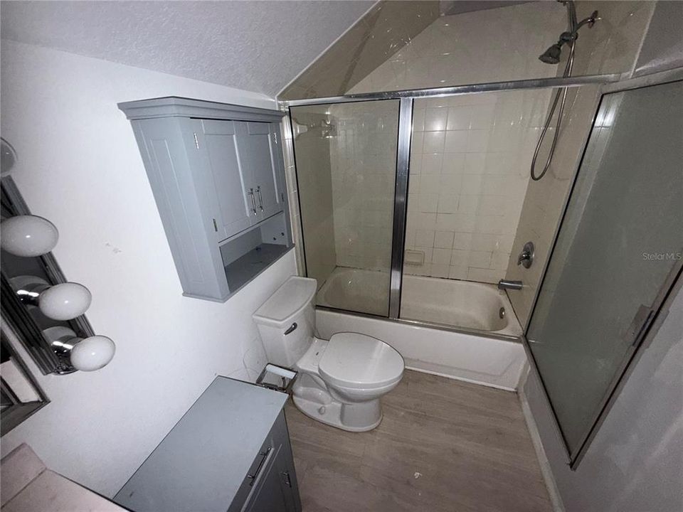 На продажу: $266,000 (4 спален, 2 ванн, 1461 Квадратных фут)
