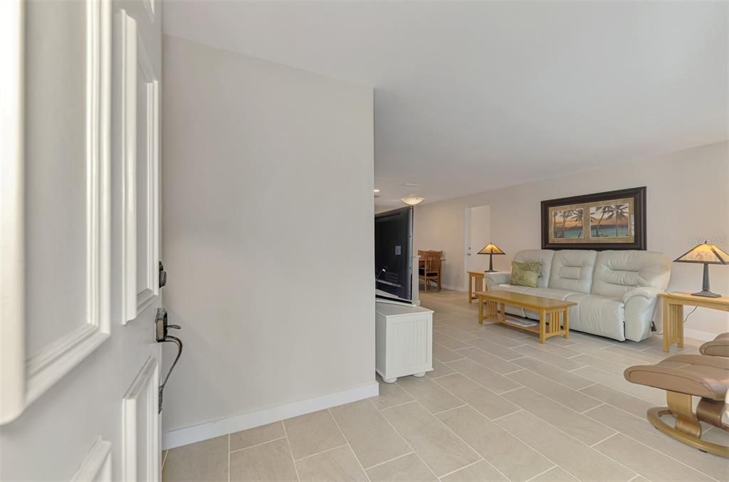 Activo con contrato: $375,900 (2 camas, 2 baños, 986 Pies cuadrados)