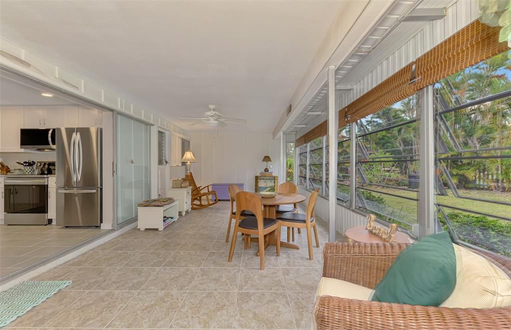 Activo con contrato: $375,900 (2 camas, 2 baños, 986 Pies cuadrados)