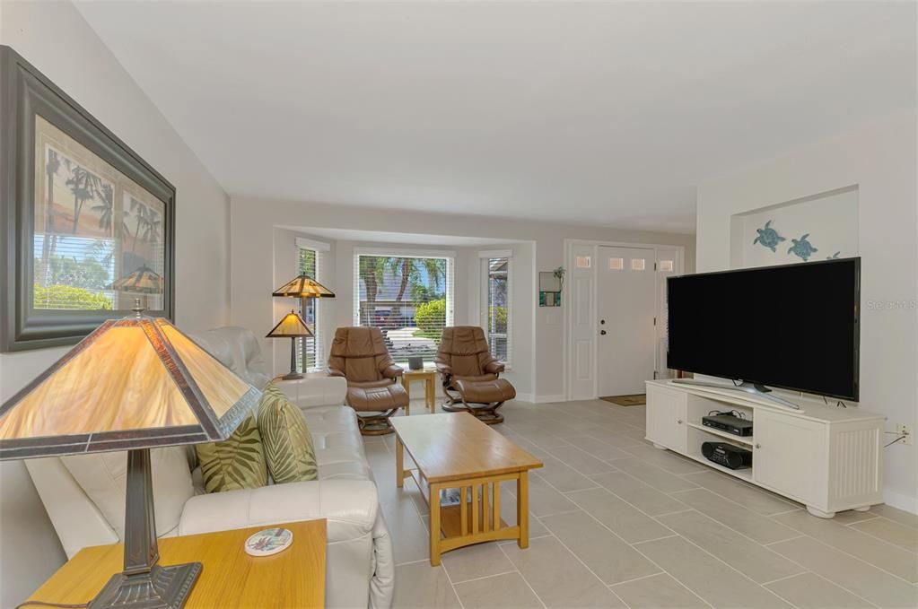 Activo con contrato: $375,900 (2 camas, 2 baños, 986 Pies cuadrados)