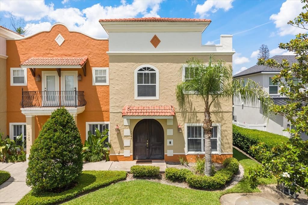 Activo con contrato: $524,000 (3 camas, 2 baños, 1616 Pies cuadrados)