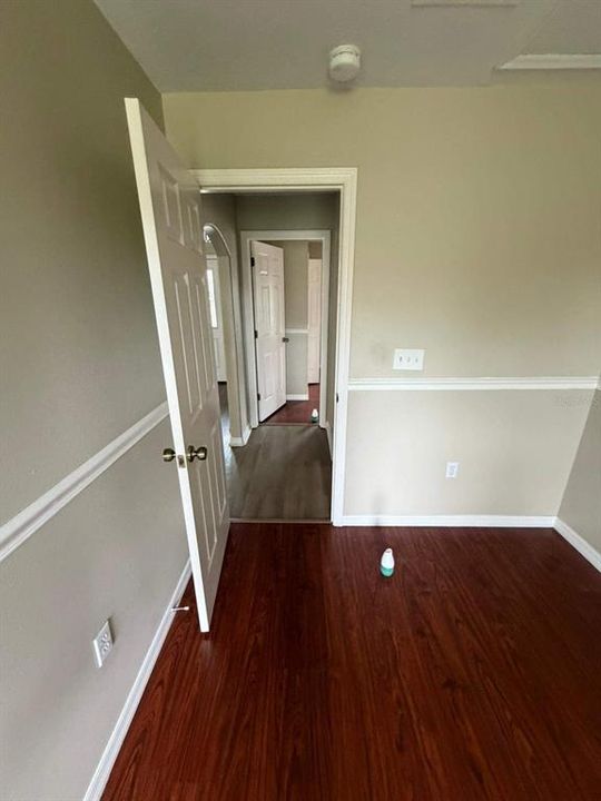 Active With Contract: $285,000 (3 beds, 2 baths, 1571 Square Feet)