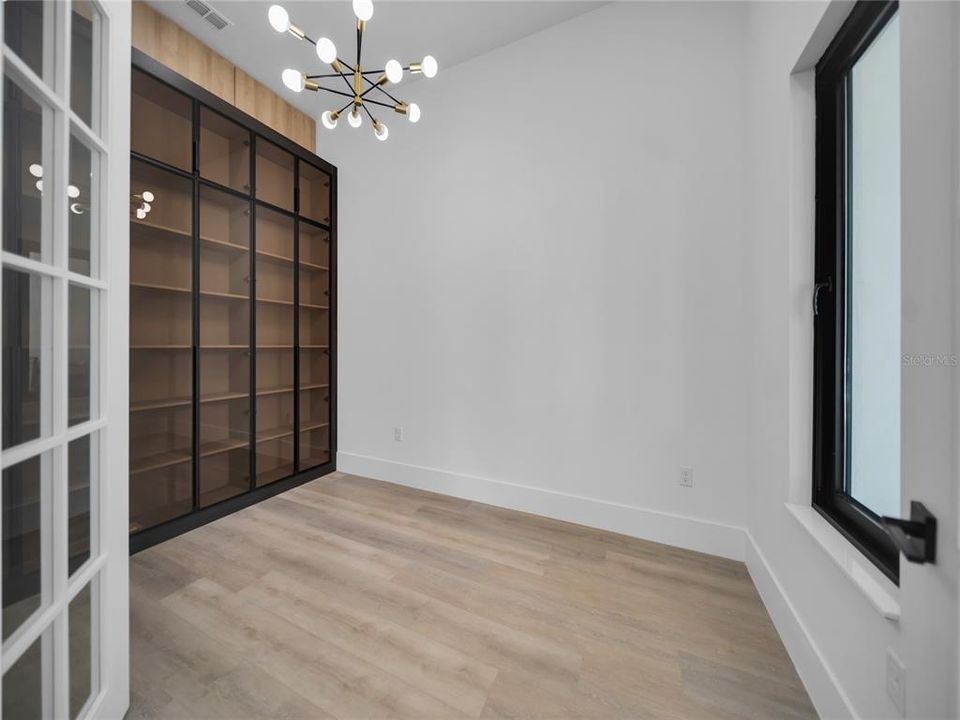 На продажу: $1,199,000 (4 спален, 3 ванн, 2642.4 Квадратных фут)