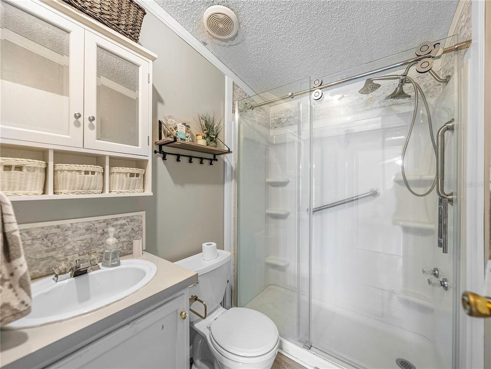 For Sale: $359,900 (3 beds, 2 baths, 1512 Square Feet)