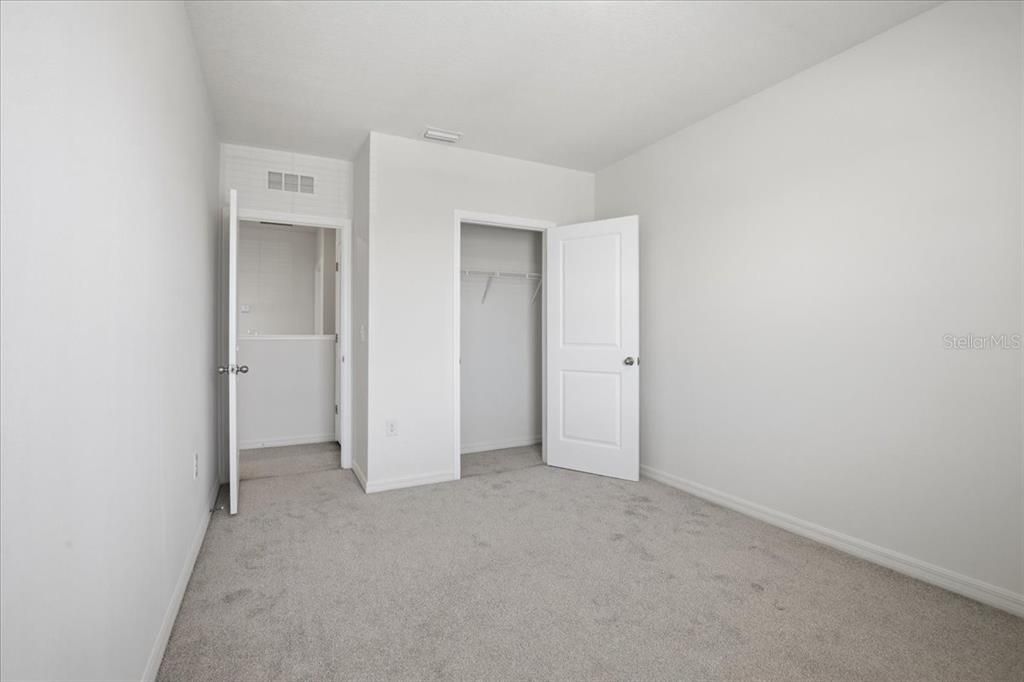 В аренду: $3,200 (4 спален, 2 ванн, 2260 Квадратных фут)