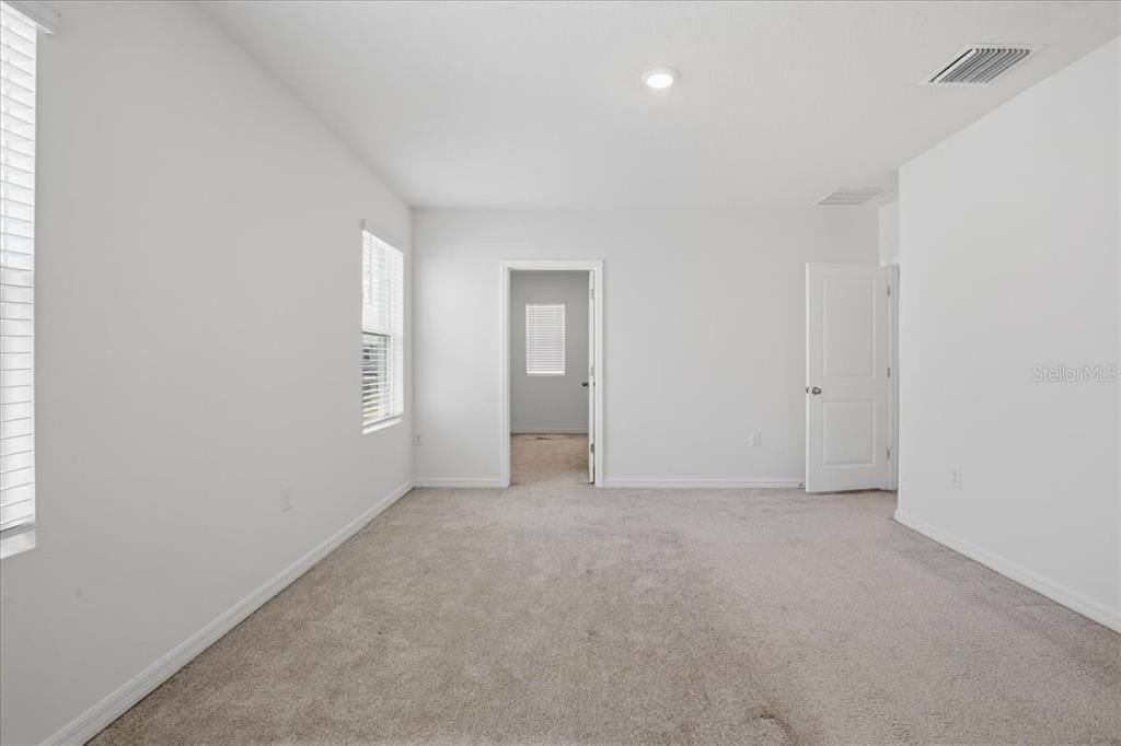 В аренду: $3,200 (4 спален, 2 ванн, 2260 Квадратных фут)