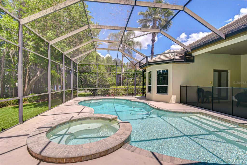 For Sale: $1,475,000 (6 beds, 5 baths, 4410 Square Feet)