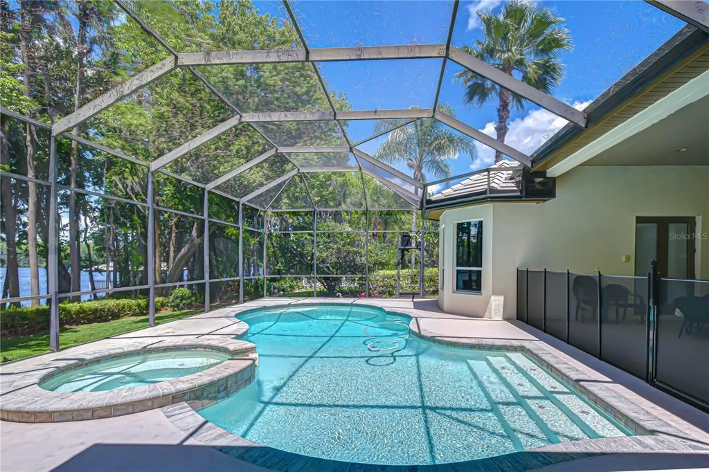 For Sale: $1,475,000 (6 beds, 5 baths, 4410 Square Feet)
