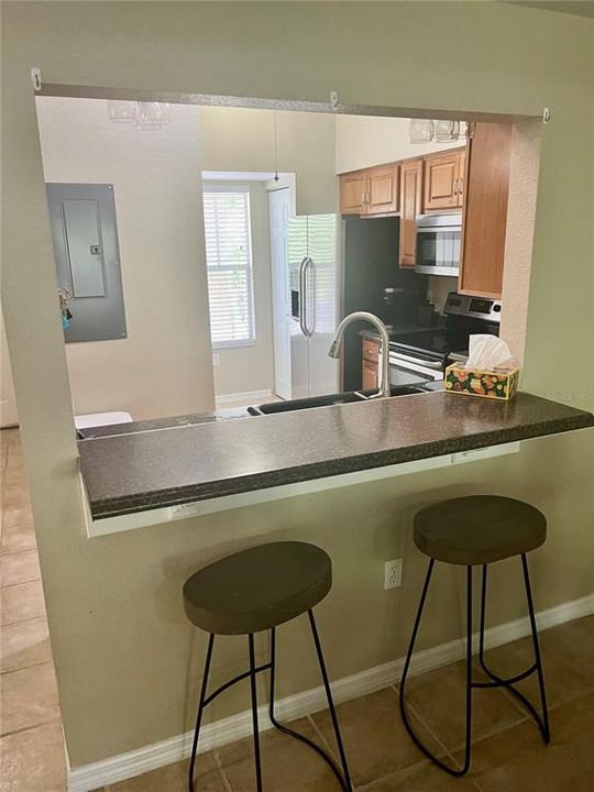 For Rent: $2,250 (3 beds, 3 baths, 1441 Square Feet)