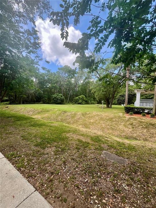 For Rent: $2,250 (3 beds, 3 baths, 1441 Square Feet)
