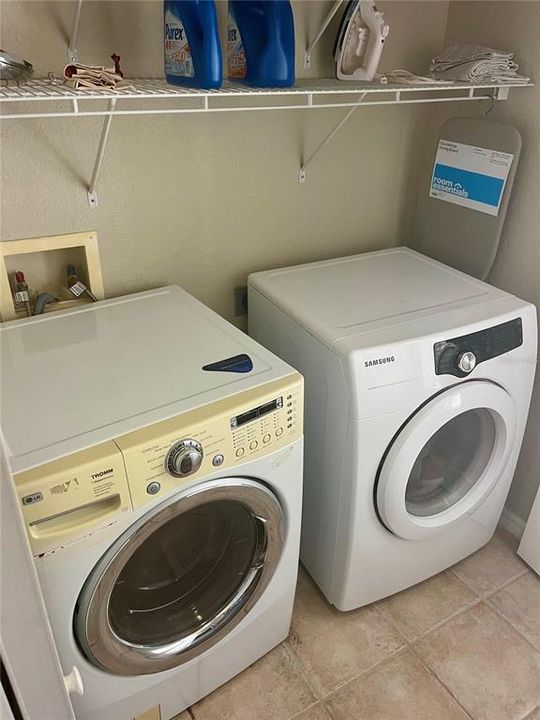 For Rent: $2,250 (3 beds, 3 baths, 1441 Square Feet)