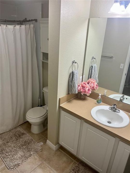 For Rent: $2,250 (3 beds, 3 baths, 1441 Square Feet)