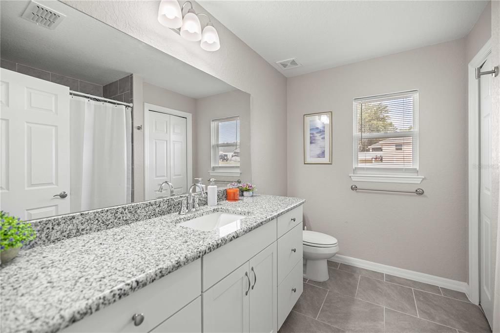 Active With Contract: $279,900 (3 beds, 2 baths, 1681 Square Feet)