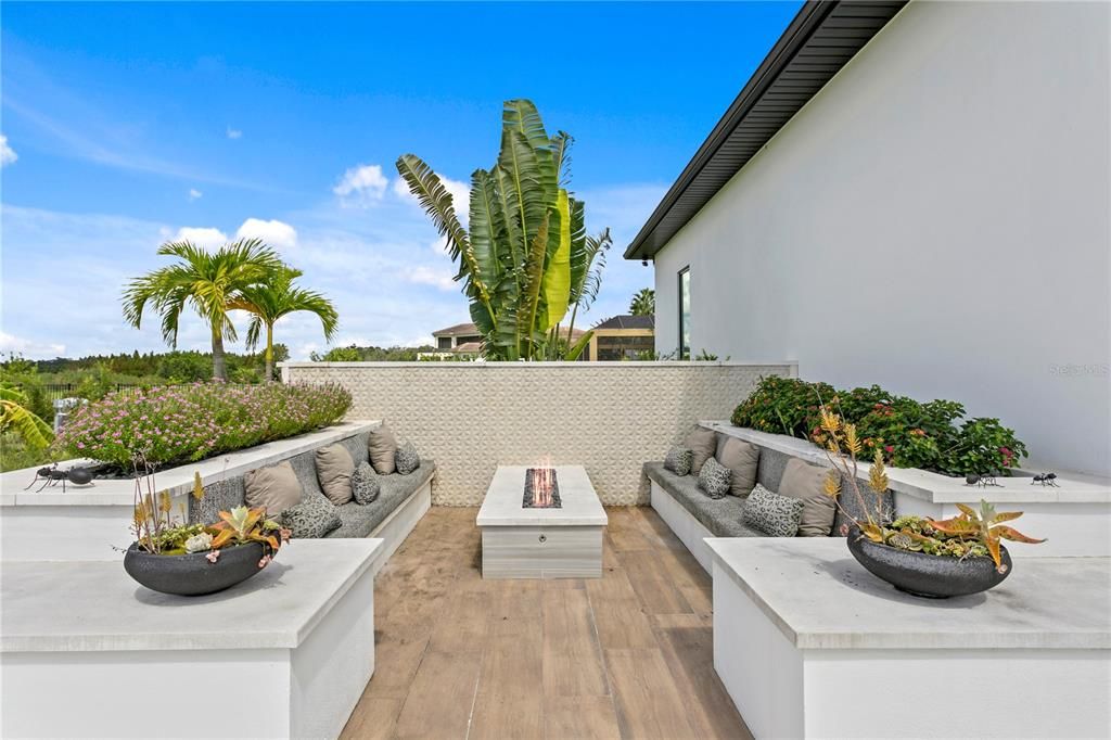 For Sale: $4,250,000 (5 beds, 4 baths, 5409 Square Feet)