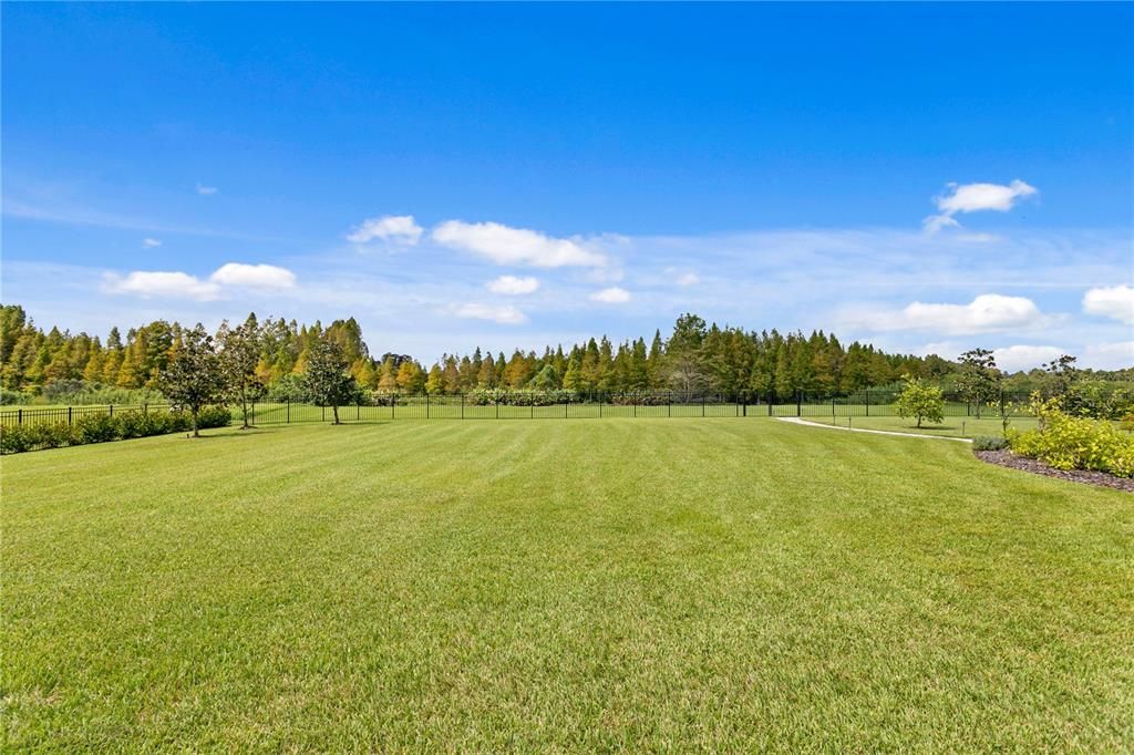 For Sale: $4,250,000 (5 beds, 4 baths, 5409 Square Feet)