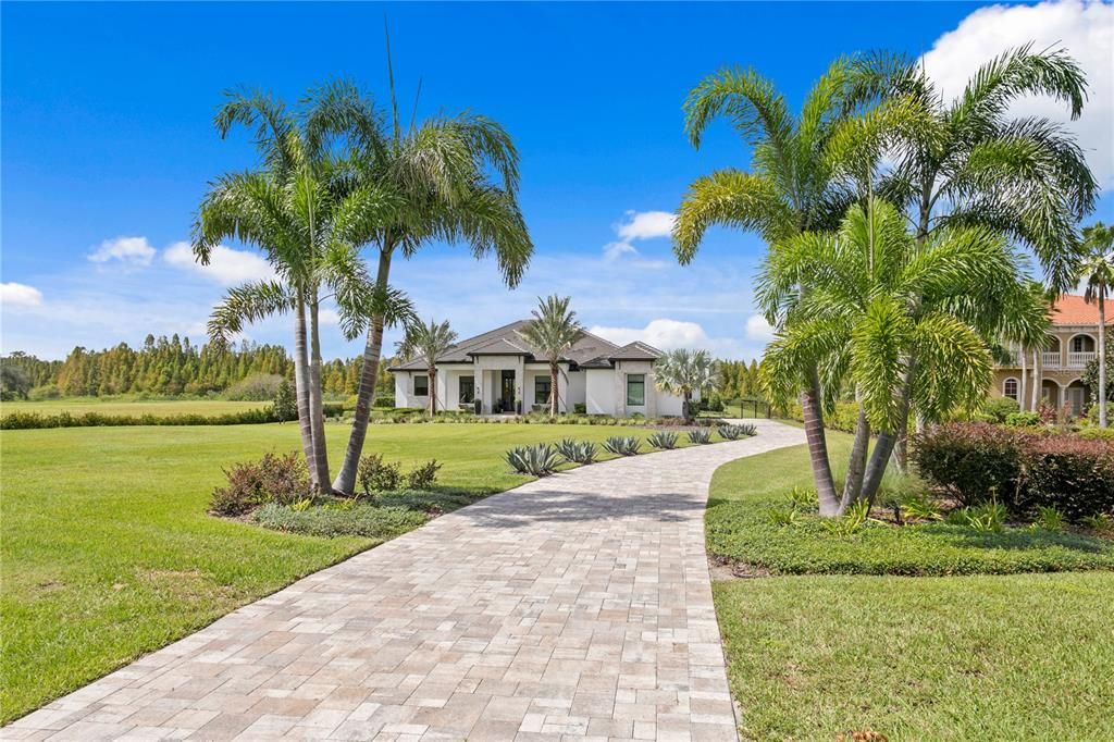 For Sale: $4,250,000 (5 beds, 4 baths, 5409 Square Feet)