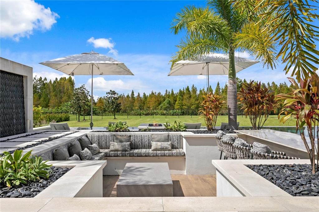 For Sale: $4,250,000 (5 beds, 4 baths, 5409 Square Feet)
