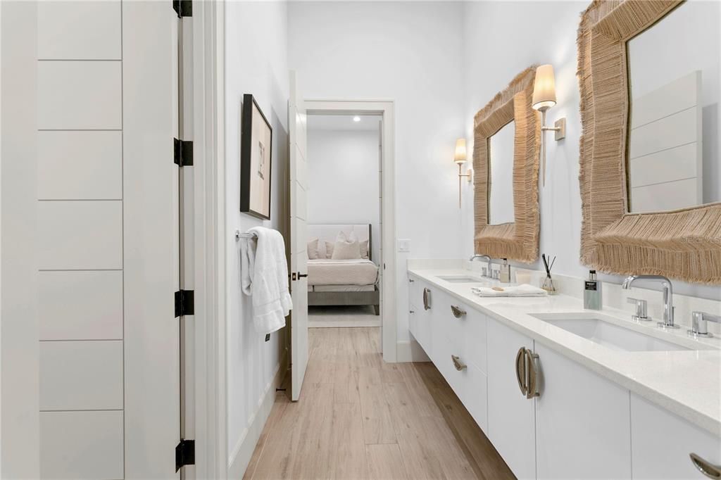 For Sale: $4,250,000 (5 beds, 4 baths, 5409 Square Feet)