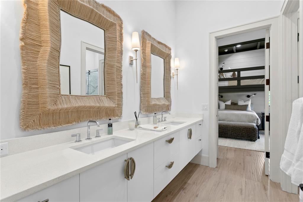 For Sale: $4,250,000 (5 beds, 4 baths, 5409 Square Feet)