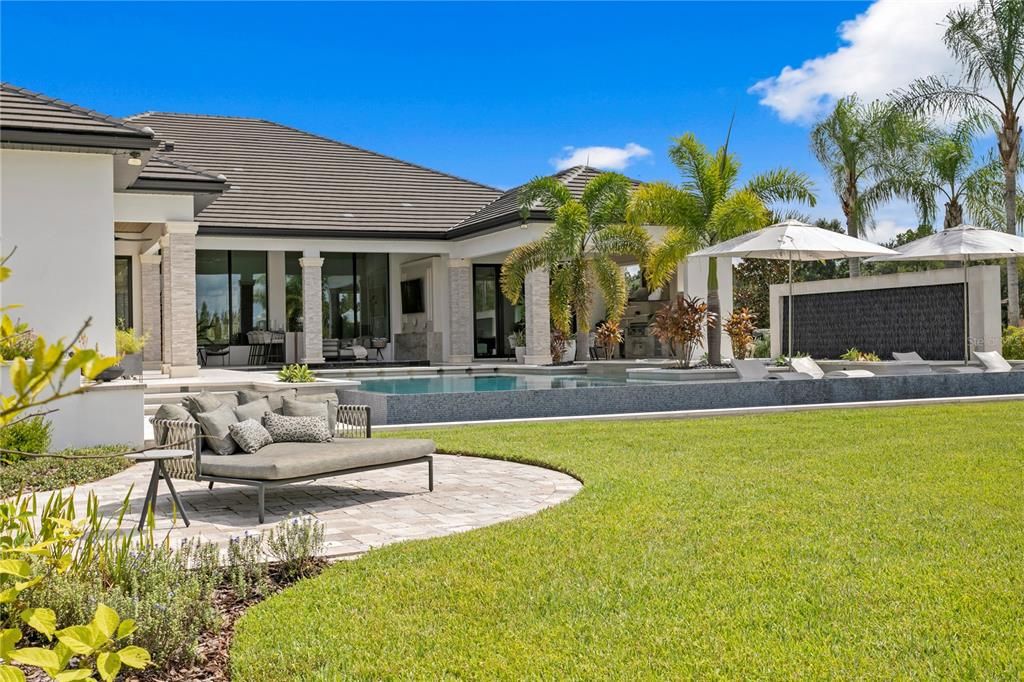 For Sale: $4,250,000 (5 beds, 4 baths, 5409 Square Feet)