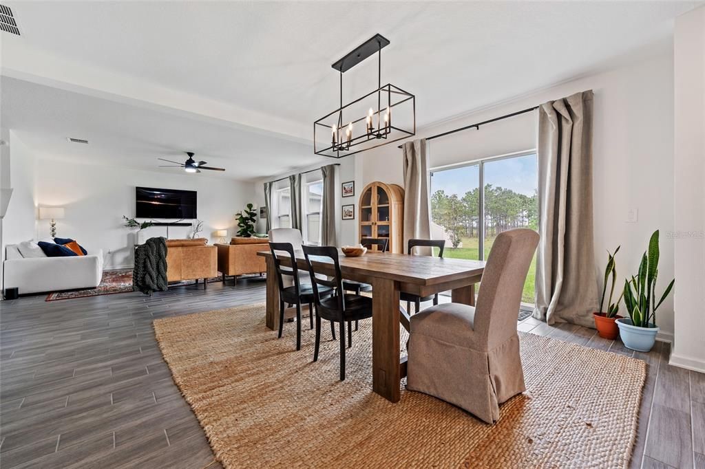Active With Contract: $492,500 (4 beds, 2 baths, 3165 Square Feet)