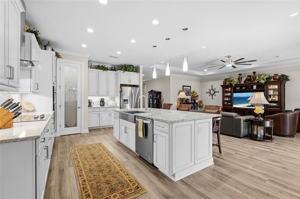 На продажу: $939,000 (4 спален, 3 ванн, 2808 Квадратных фут)