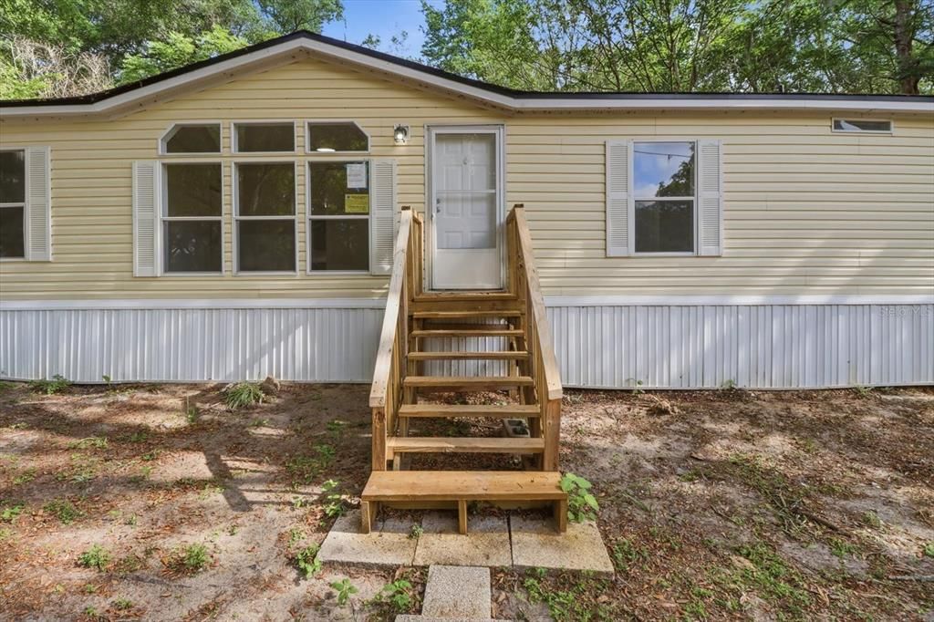 На продажу: $239,000 (4 спален, 2 ванн, 1620 Квадратных фут)