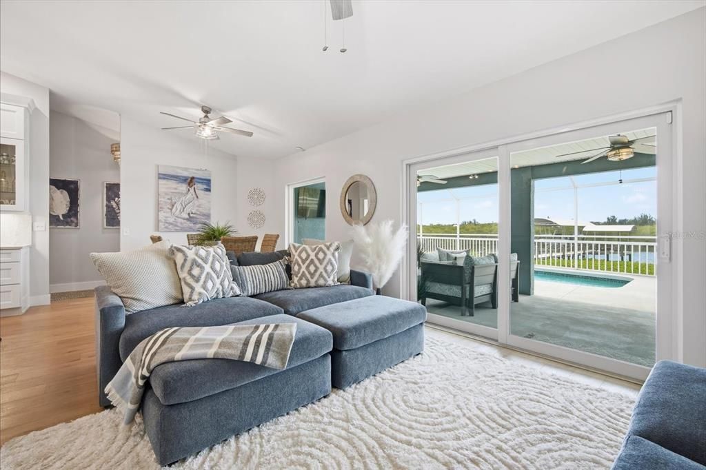 For Sale: $1,150,000 (4 beds, 2 baths, 2010 Square Feet)