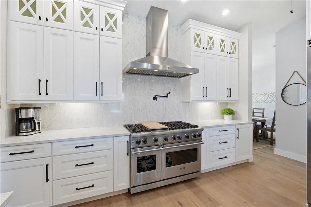 For Sale: $1,150,000 (4 beds, 2 baths, 2010 Square Feet)
