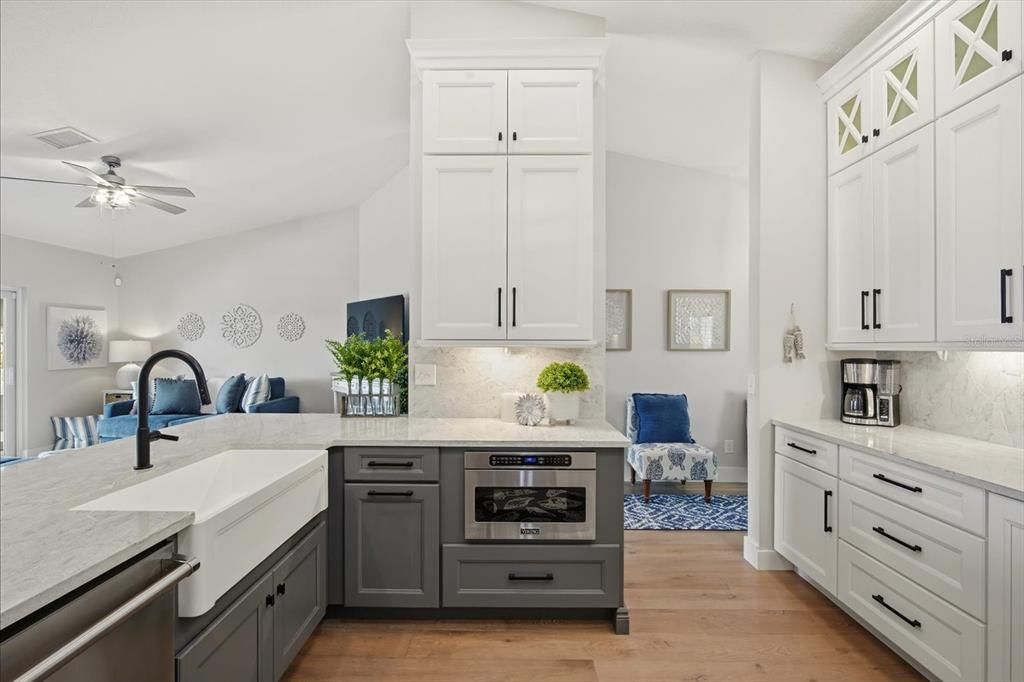 For Sale: $1,150,000 (4 beds, 2 baths, 2010 Square Feet)
