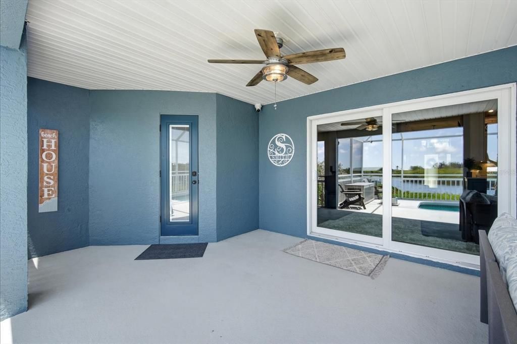 For Sale: $1,150,000 (4 beds, 2 baths, 2010 Square Feet)