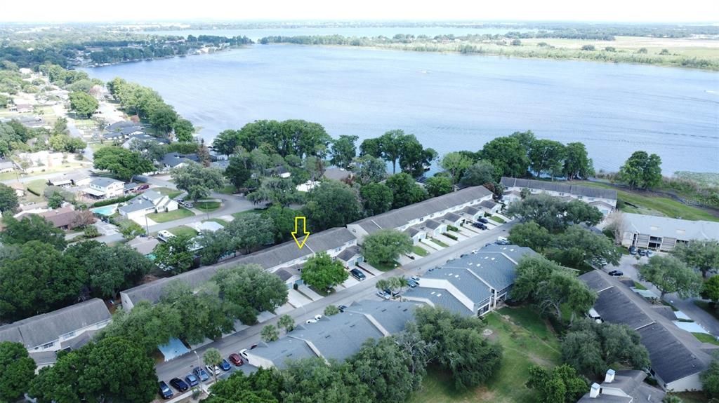 На продажу: $215,000 (2 спален, 2 ванн, 1312 Квадратных фут)