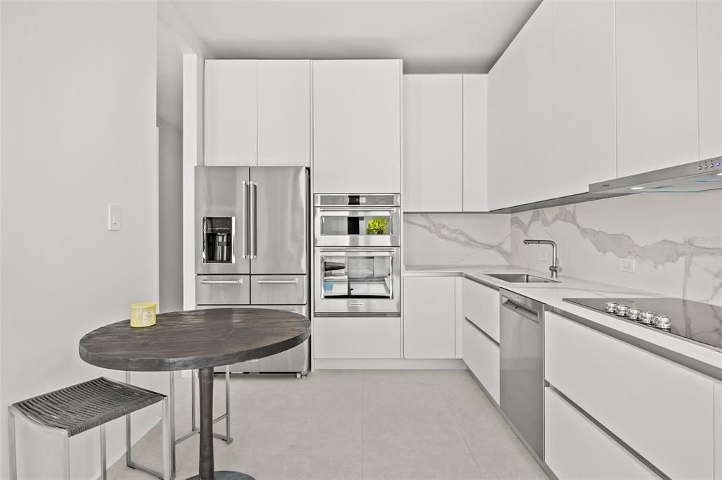 For Sale: $3,700,000 (4 beds, 5 baths, 3827 Square Feet)