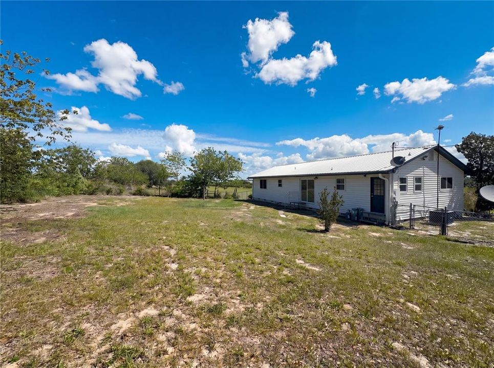 Activo con contrato: $239,000 (2 camas, 2 baños, 1192 Pies cuadrados)