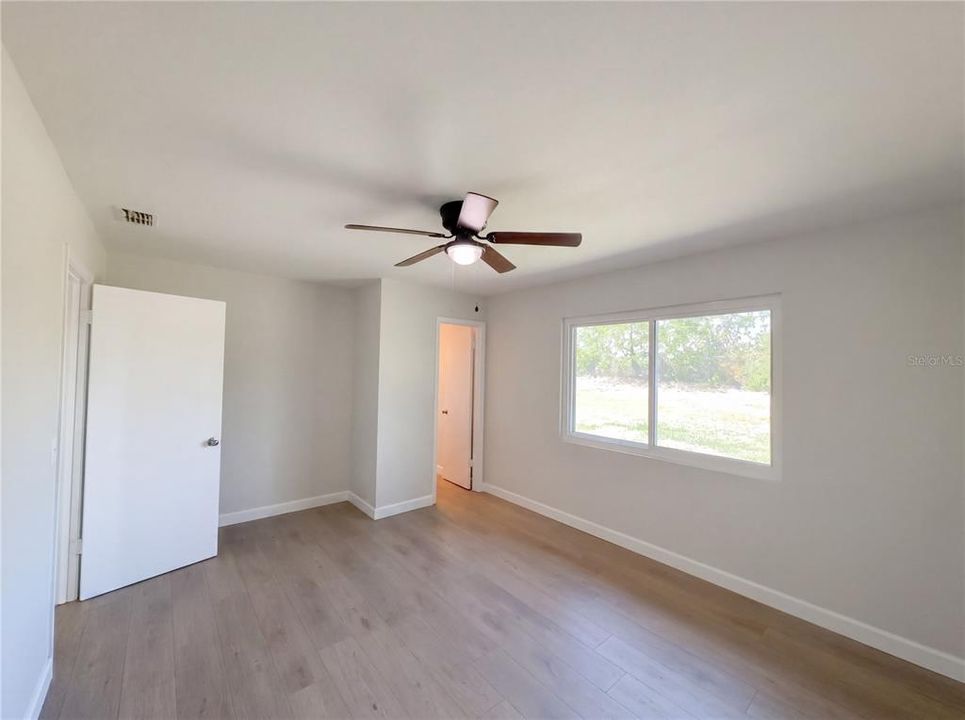 Activo con contrato: $239,000 (2 camas, 2 baños, 1192 Pies cuadrados)