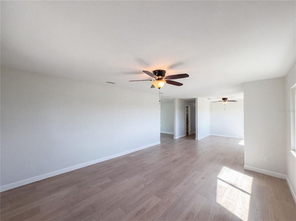 Activo con contrato: $239,000 (2 camas, 2 baños, 1192 Pies cuadrados)