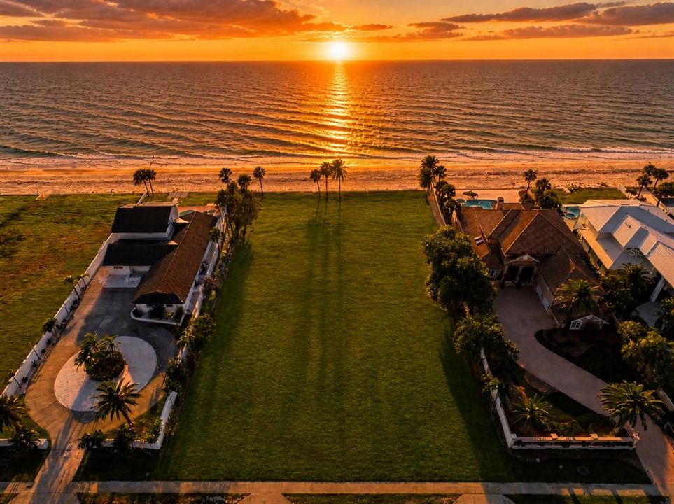 For Sale: $11,000,000 (0.90 acres)