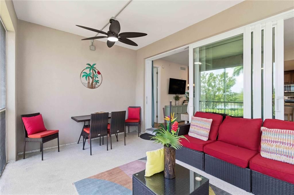 Active With Contract: $659,000 (3 beds, 3 baths, 1664 Square Feet)